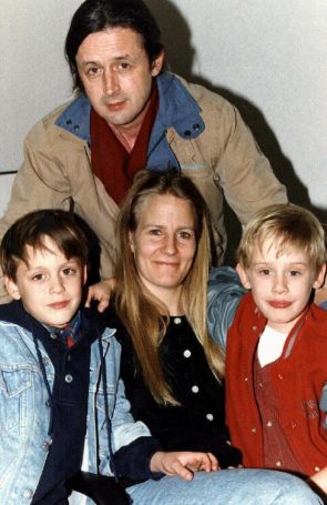 Culkin with his long-time partner Patricia and sons Macaulay and KeirenImage Source: Courier Mail
